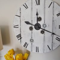 how to make a farmhouse clock from a wood cable reel